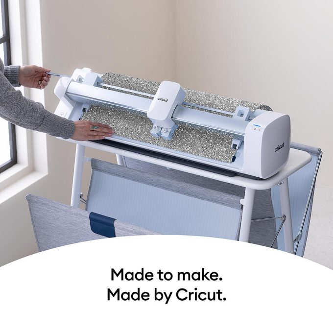 Smart Iron-On™ Glitter (25 in x 12 ft)